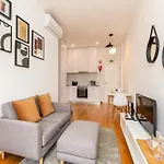 דירה Stylish City-center Retreat