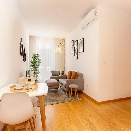 Stylish City-center Retreat Appartement *