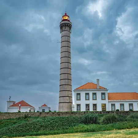 Apartment Stylish City-center Retreat Porto