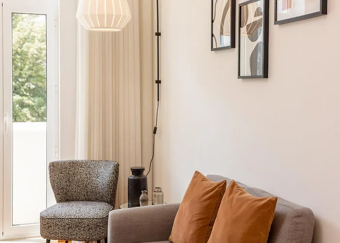 Daire Stylish City-center Retreat Porto