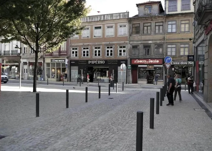 Stylish City-center Retreat Oporto